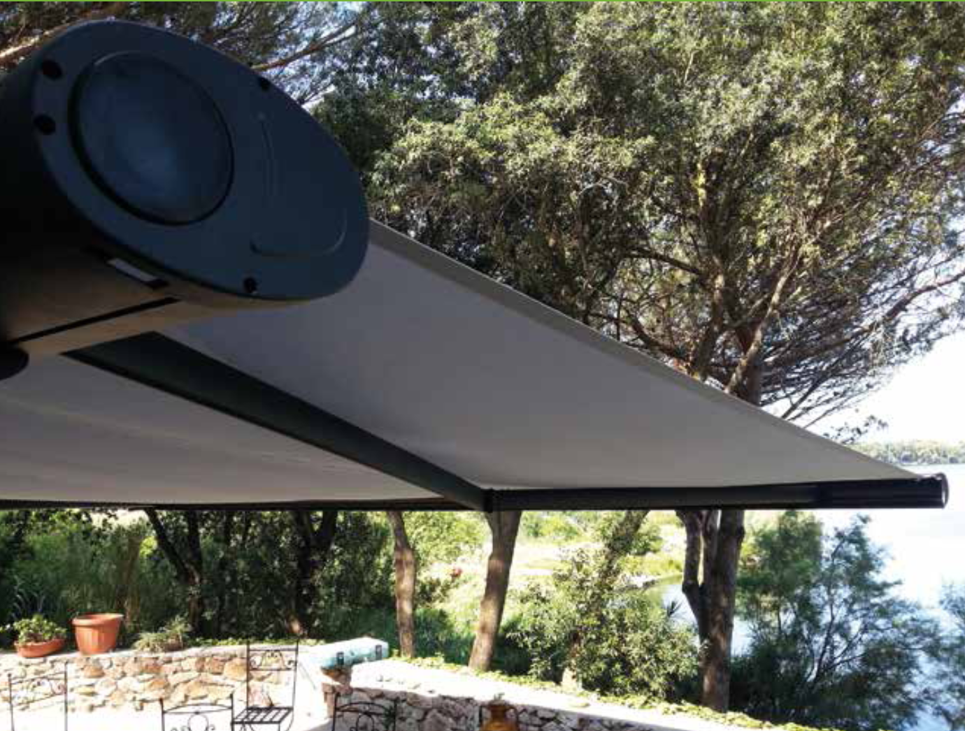 Tenda da sole a bracci estensibili
